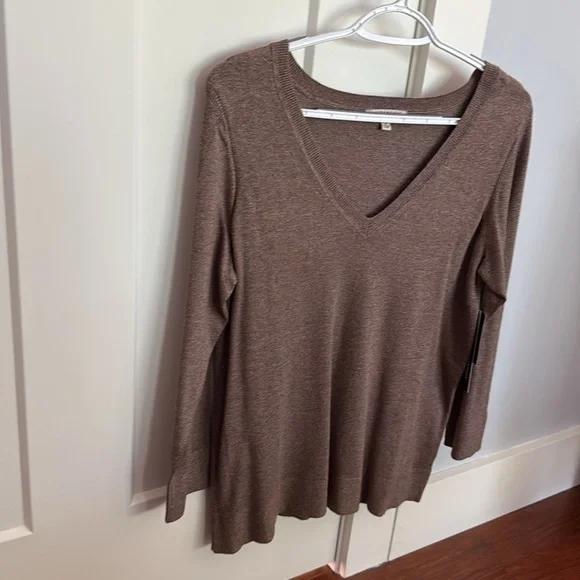 Liverpool Brown Lightweight Sweater - Picture 2 of 3